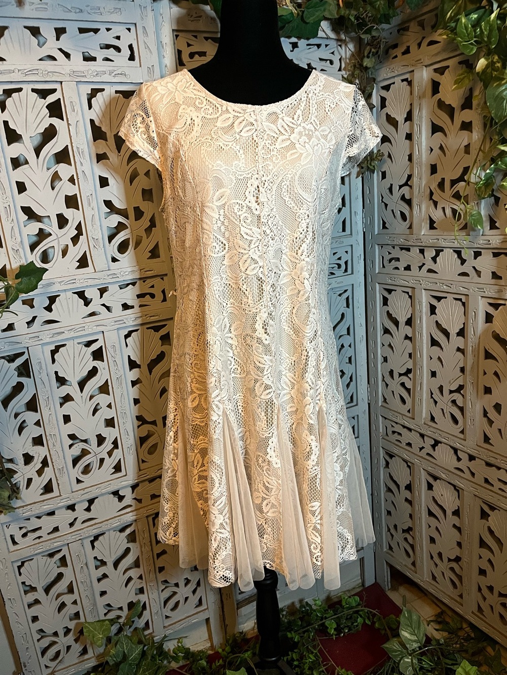 CANDALITE CHARMING IVORY BEIGE LACE & CHIFFON TWIRLY VINTAGE STYLE MIDI DRESS